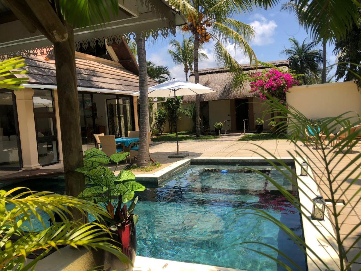Exotic Oasis Villa In The Tropics グランベ エクステリア 写真